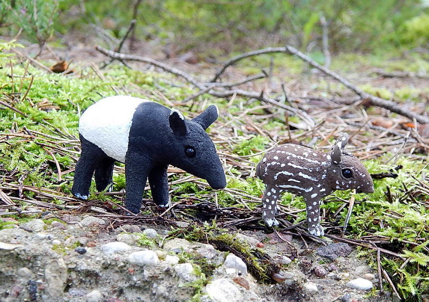 I Made This Malayan Tapir With Baby Figurines Out Of Clay