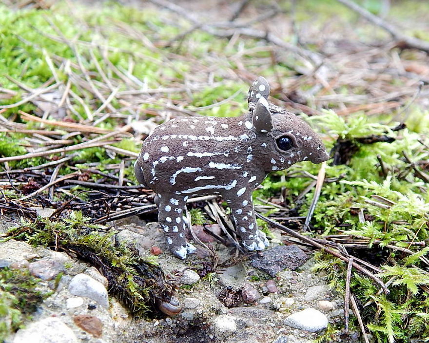 I Made This Malayan Tapir With Baby Figurines Out Of Clay