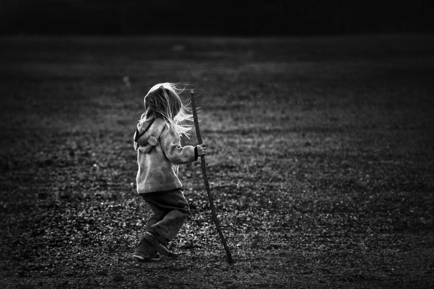 I Create Black & White Images Showing The Best Childhood Memories Are Made Without Technology I Create Black & White Images Showing The Best Childhood Memories Are Made Without Technology