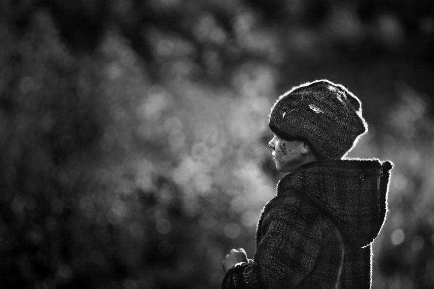 I Create Black & White Images Showing The Best Childhood Memories Are Made Without Technology