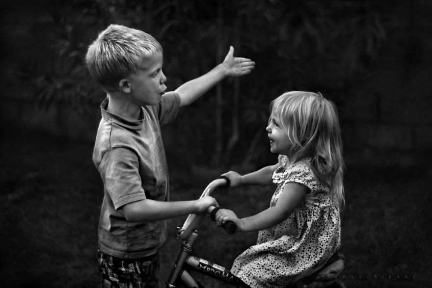 I Create Black & White Images Showing The Best Childhood Memories Are Made Without Technology I Create Black & White Images Showing The Best Childhood Memories Are Made Without Technology