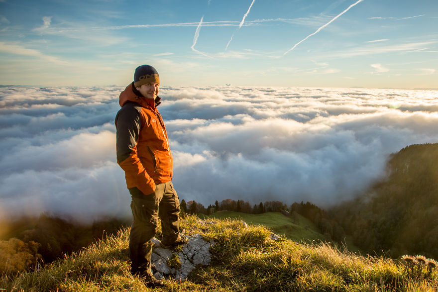 I Photographed The Waves Of Fog