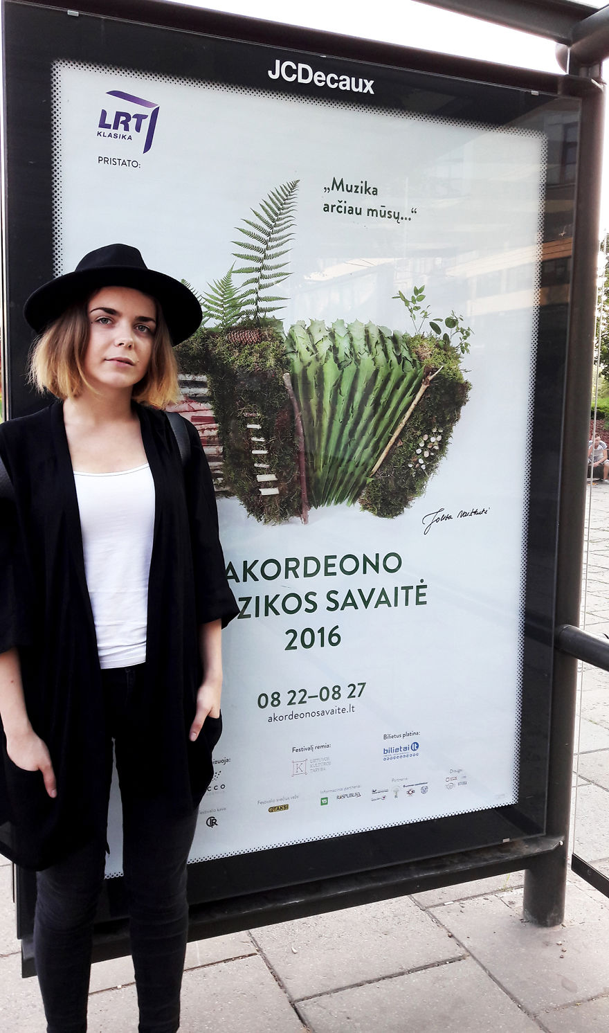 I Made Accordion Sculptures From Moss, Candies And Concrete I Made Accordion Sculptures From Moss, Candies And Concrete