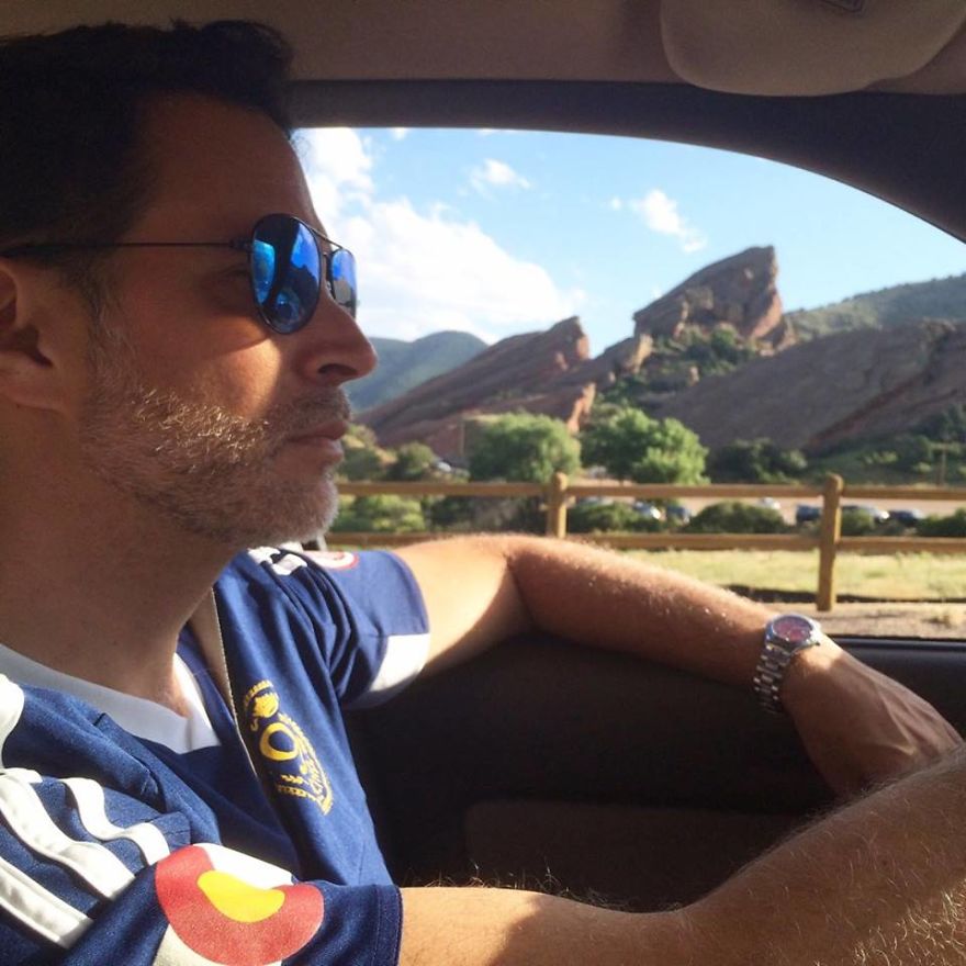 I Traveled Around The World To Have The Most Epic Tinder Date