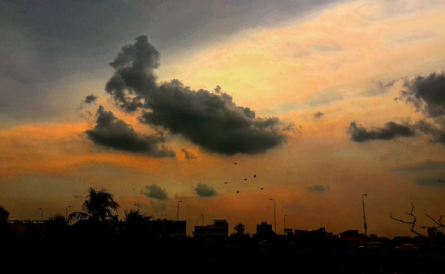 I Love Taking Pictures Of The Sky