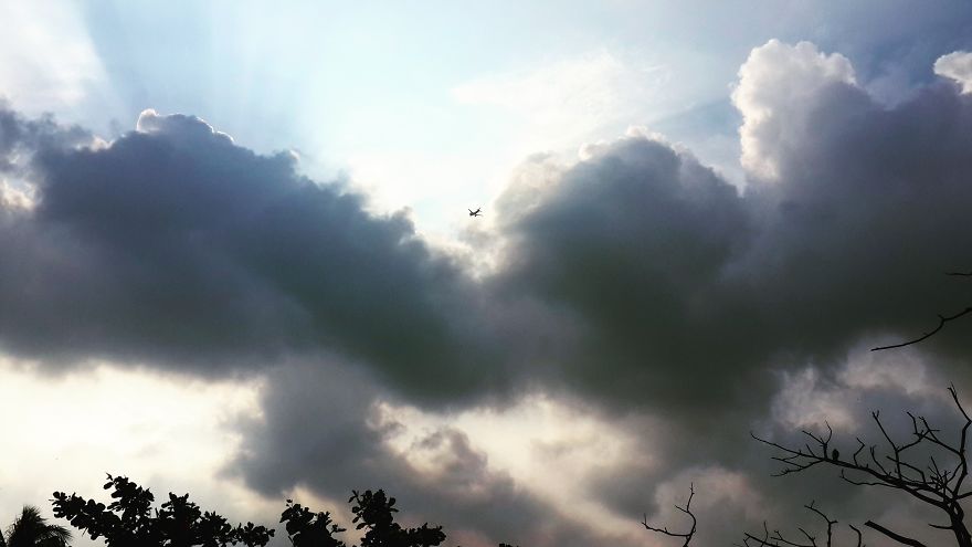 I Love Taking Pictures Of The Sky