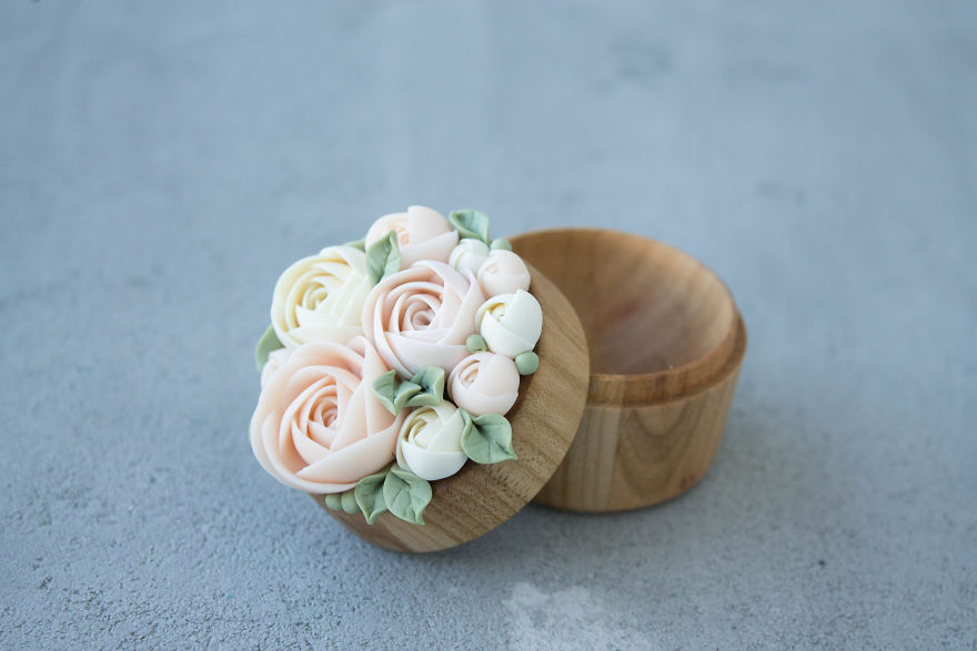 I Create Succulent And Flower Ring Boxes To Help People Get Married I Create Succulent And Flower Ring Boxes To Help People Get Married