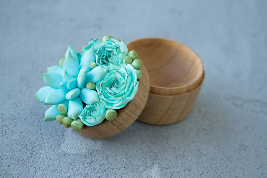 I Create Succulent And Flower Ring Boxes To Help People Get Married I Create Succulent And Flower Ring Boxes To Help People Get Married
