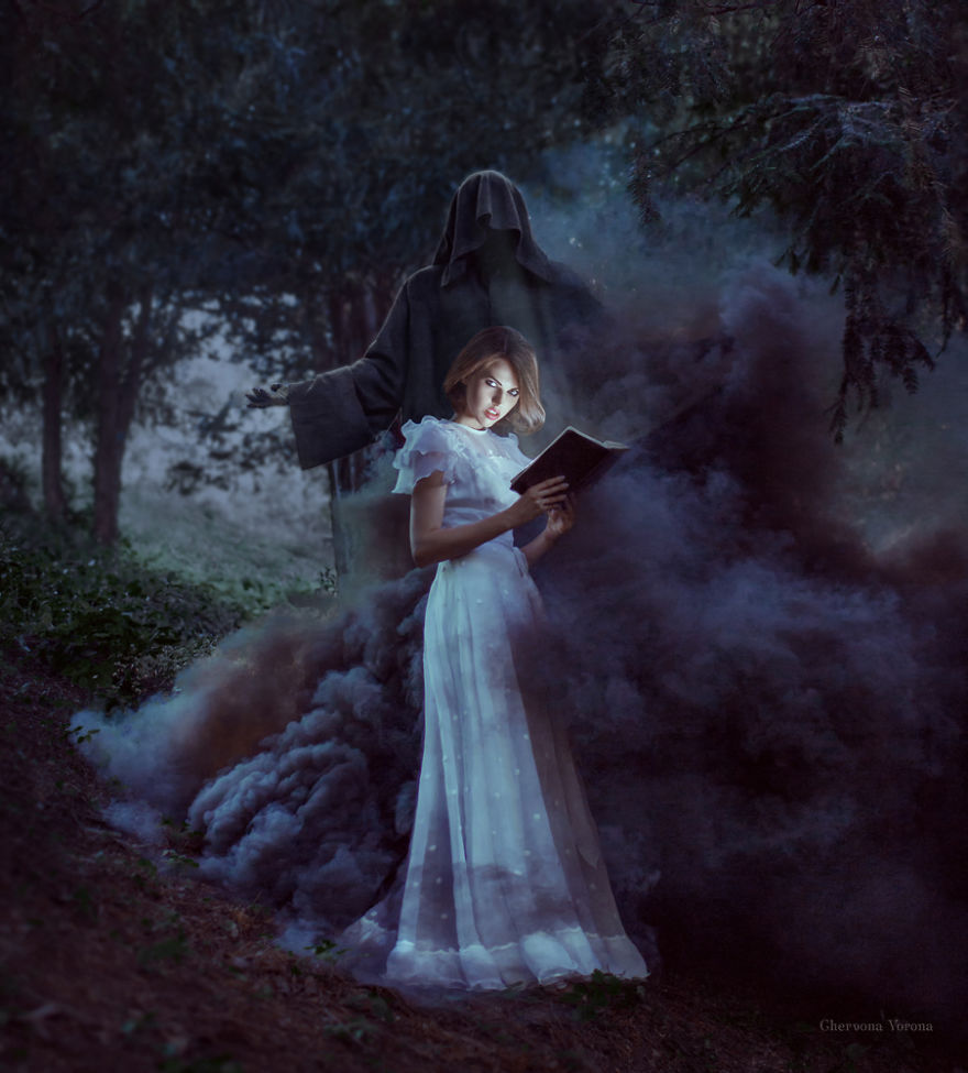 I Capture Forgotten Tales In My Dreamy Photoshoots I Capture Forgotten Tales In My Dreamy Photoshoots