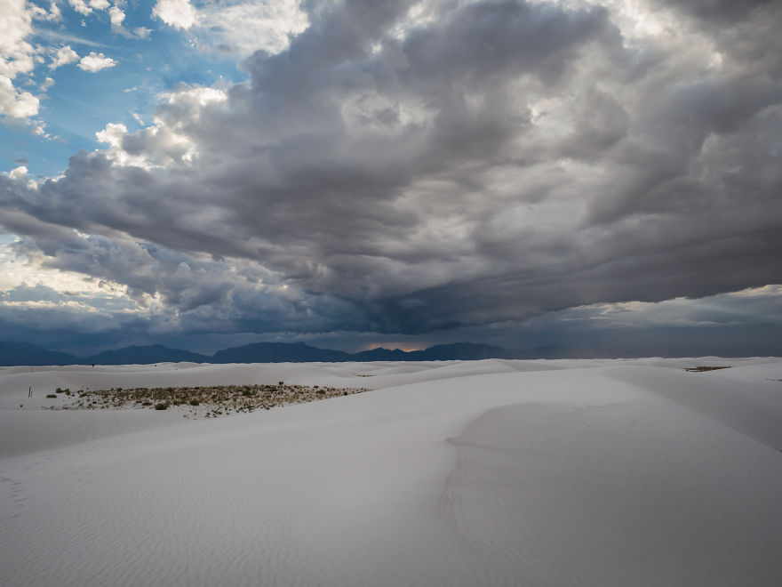 While Camping In The Desert, I Got Hit By An Insane Desert Storm And Took Some Awesome Photos