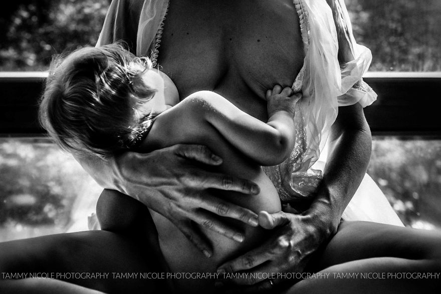 Photographer Shares Nursing Photos To Support The World Breastfeeding Week 2016