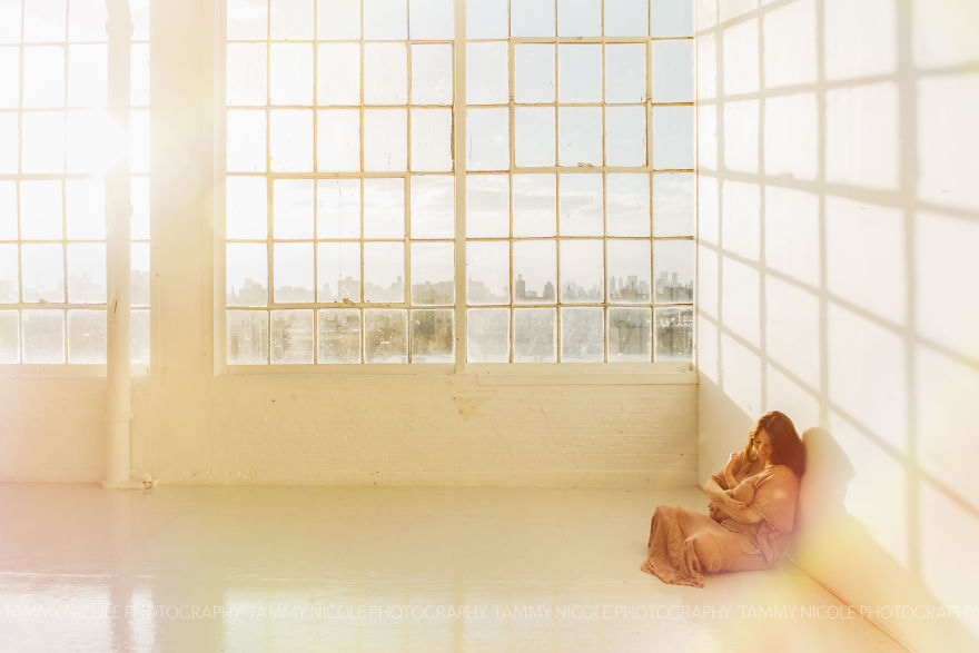 Photographer Shares Nursing Photos To Support The World Breastfeeding Week 2016 Photographer Shares Nursing Photos To Support The World Breastfeeding Week 2016