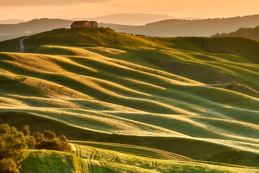 We Travelled 5,000km To Photograph Beautiful Spring In Italy