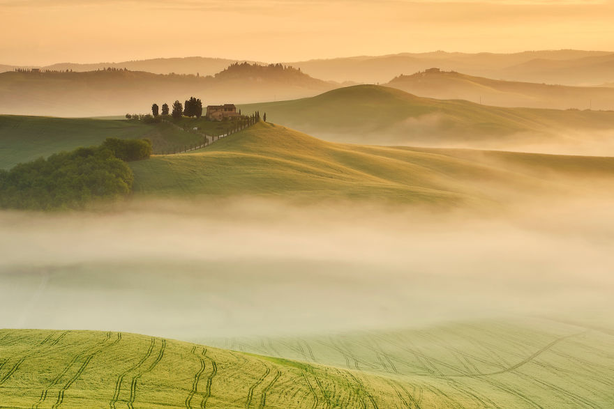 We Travelled 5,000km To Photograph Beautiful Spring In Italy