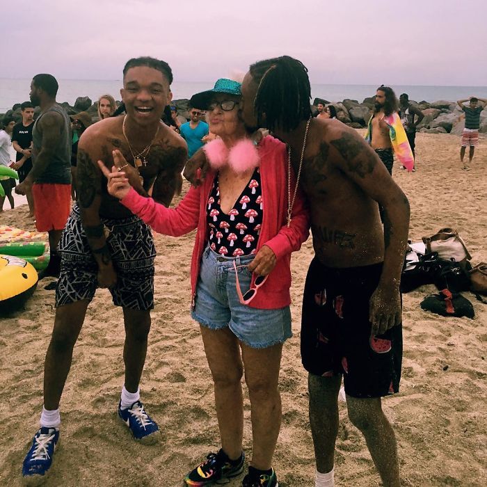 Remember The 86 Year-Old Badass Grandma? Now She's 88 And Even More Badass!