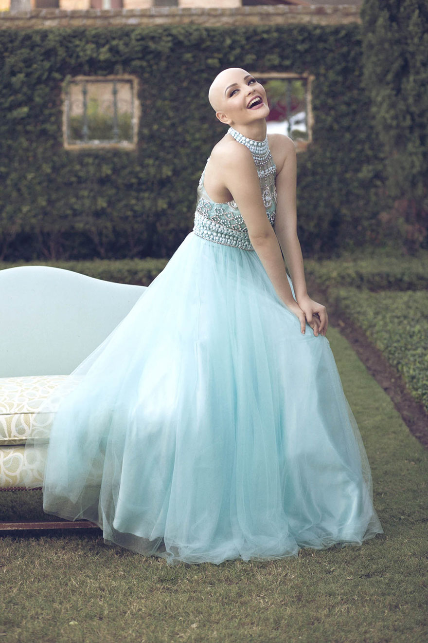 bald-teen-cancer-photoshoot-andrea-sierra-salazar-gerardo-garmendia-39 bald-teen-cancer-photoshoot-andrea-sierra-salazar-gerardo-garmendia-39