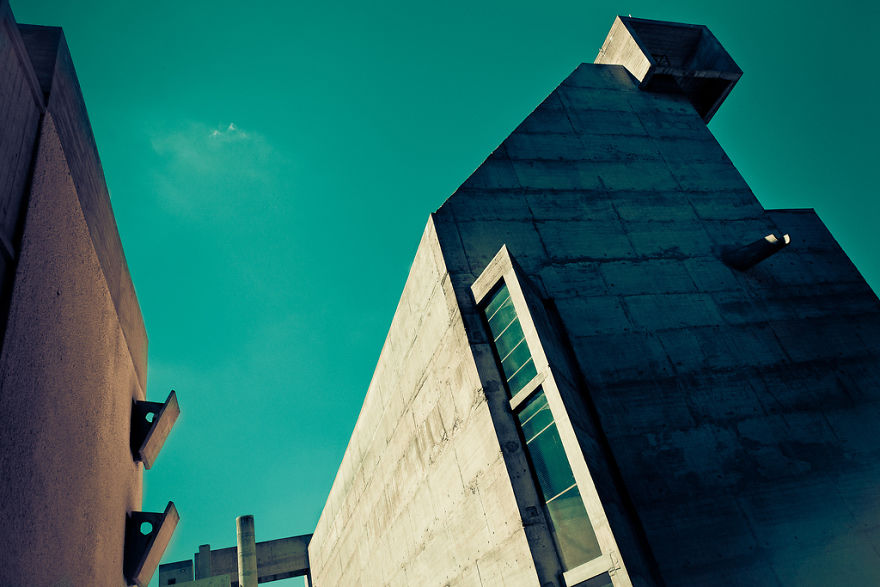 Brutalism - Only For People Who Love To Look At Decent Concrete Chunks