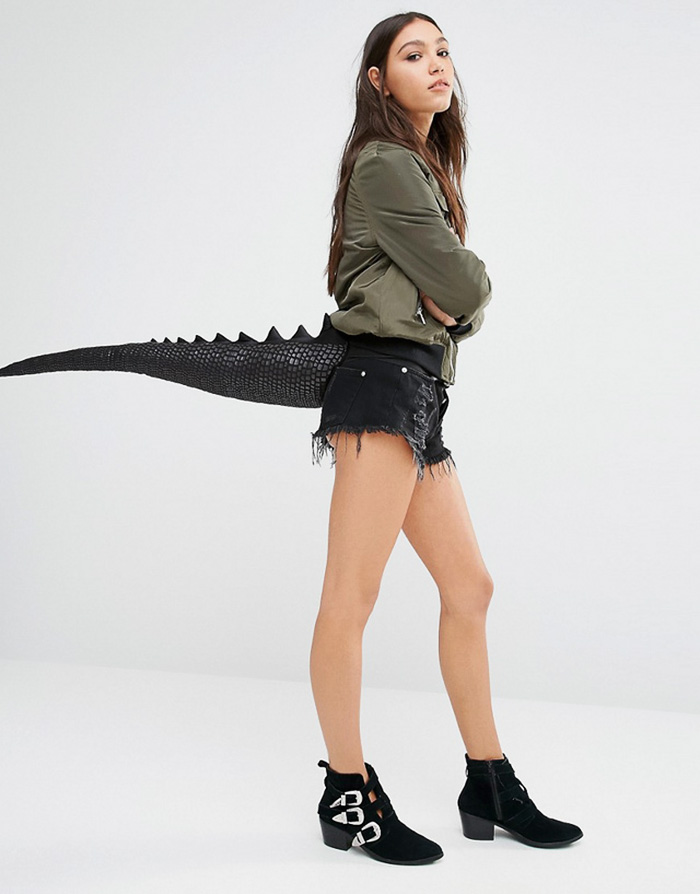dinosaur-asos-tell-tails-1 dinosaur-asos-tell-tails-1