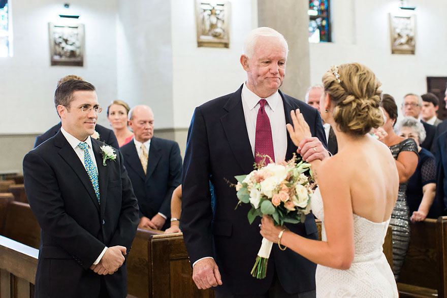 donated-dad-heart-wedding-walk-down-aisle-jeni-lynne-arthur-thomas-3a