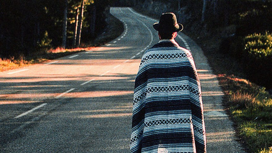 Photographer Shows Life Of Modern Hipies Through Analog Photography