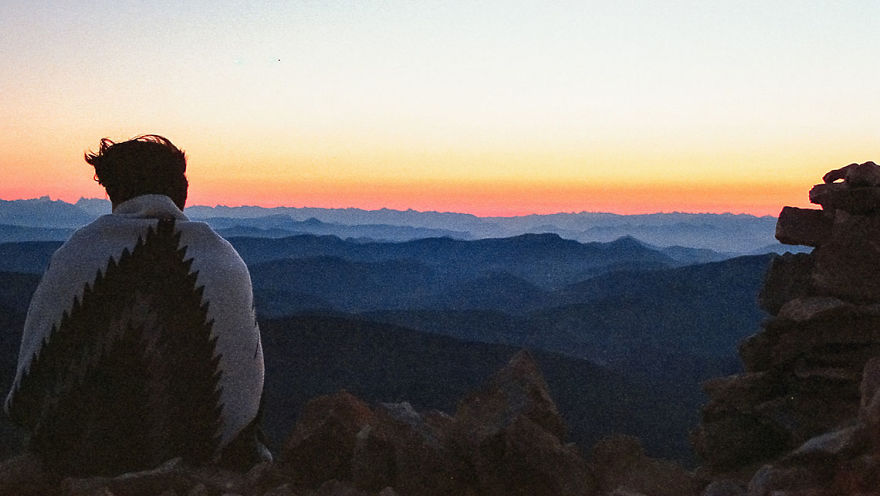 Photographer Shows Life Of Modern Hipies Through Analog Photography