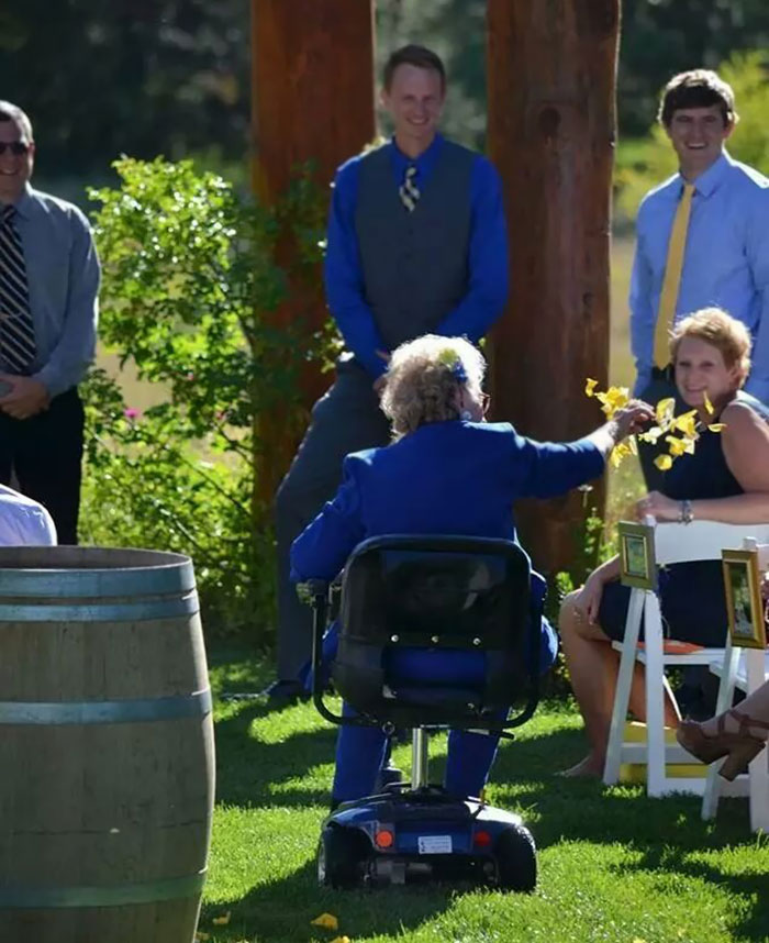 Grandma The Flower Girl