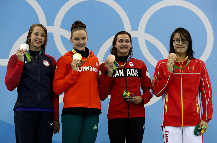 funny-geeky-china-swimmer-fu-yuanhui-rio-olympics-12 funny-geeky-china-swimmer-fu-yuanhui-rio-olympics-12