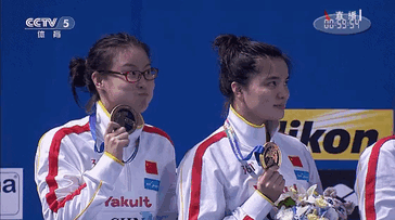 funny-geeky-china-swimmer-fu-yuanhui-rio-olympics-8