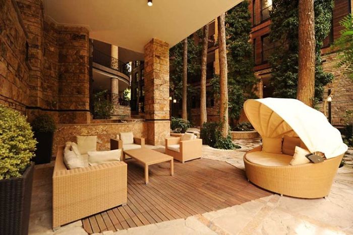 An Apartment In Tehran Which Was Built Without Cutting Even A Single Tree