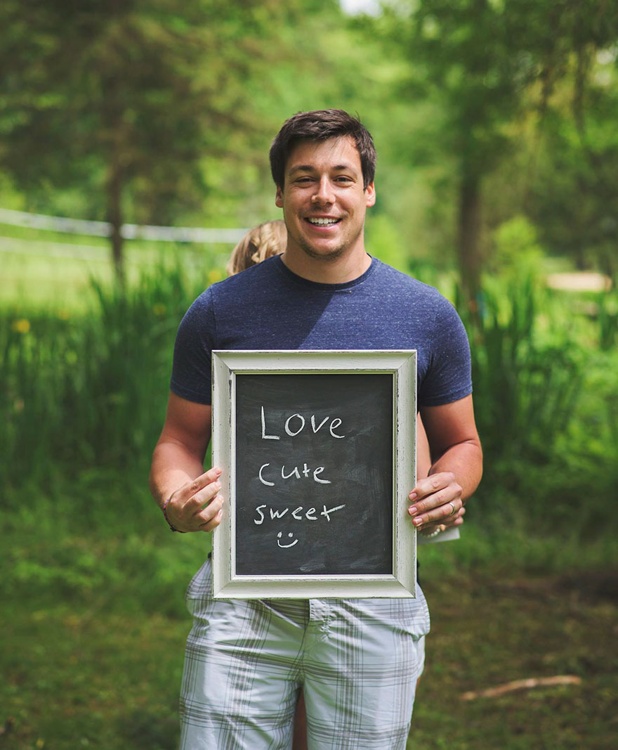 pregnancy-announcement-surprise-photoshoot-brianne-dow-19 pregnancy-announcement-surprise-photoshoot-brianne-dow-19