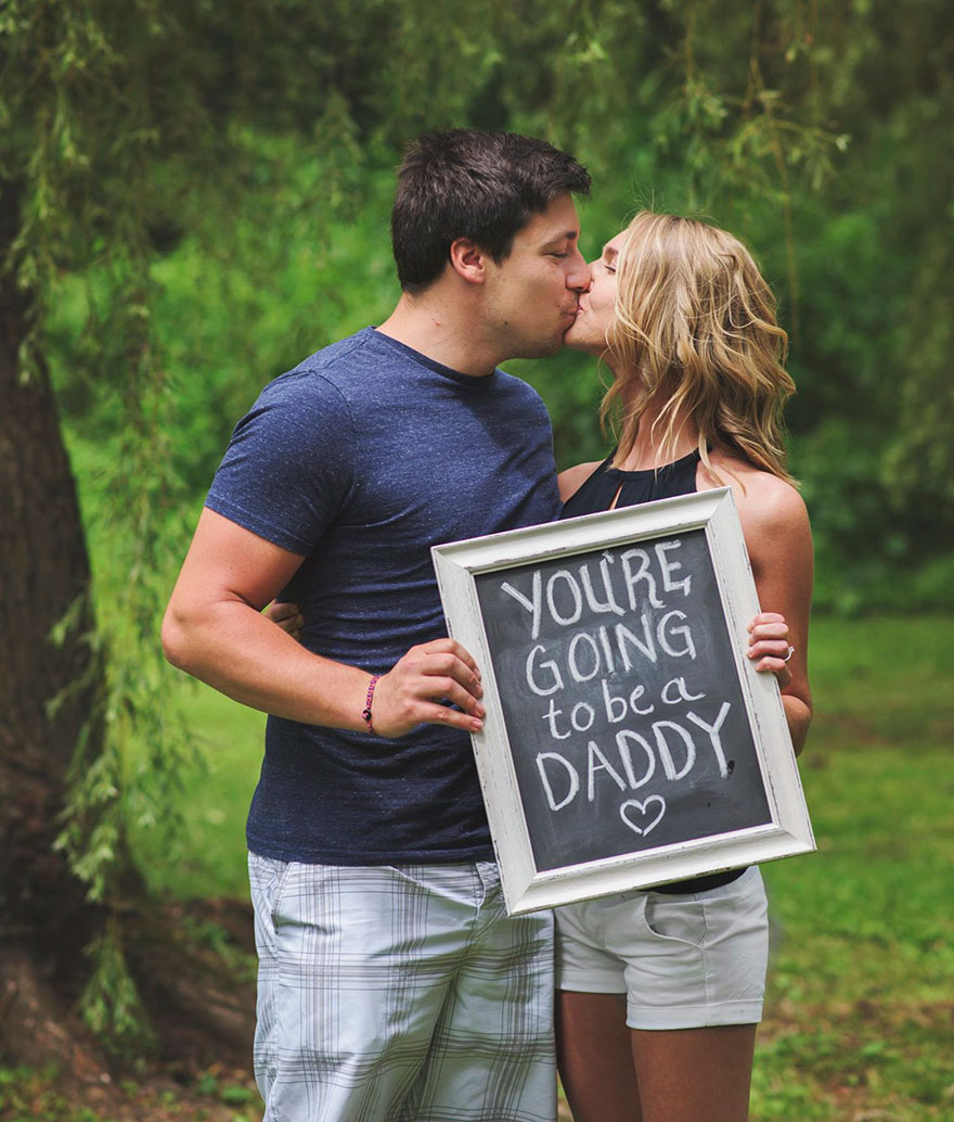pregnancy-announcement-surprise-photoshoot-brianne-dow-21 pregnancy-announcement-surprise-photoshoot-brianne-dow-21