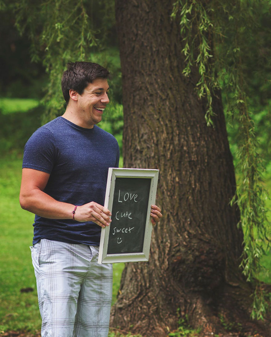 pregnancy-announcement-surprise-photoshoot-brianne-dow-4 pregnancy-announcement-surprise-photoshoot-brianne-dow-4