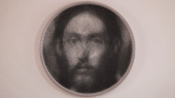 Artist Uses A SINGLE Thread To Recreate Renaissance Painting