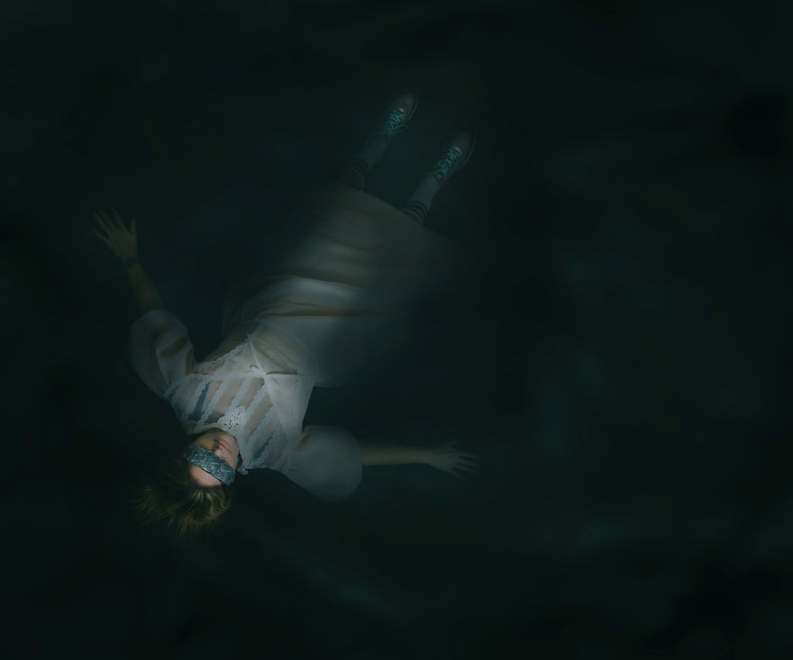 'Stranger Things' Inspired Us To Do This Portrait Session