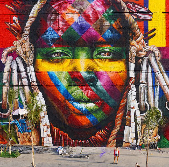world-largest-mural-street-art-las-etnias-the-ethnicities-eduardo-kobra-rio-olympics-brazil-7 world-largest-mural-street-art-las-etnias-the-ethnicities-eduardo-kobra-rio-olympics-brazil-7