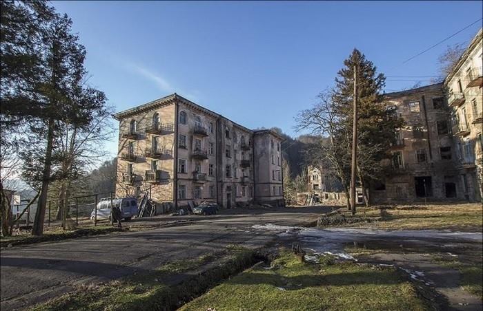 Shocking Photo Session - Forgotten Russian City