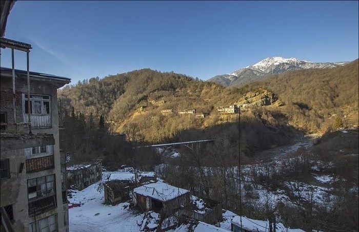 Shocking Photo Session - Forgotten Russian City