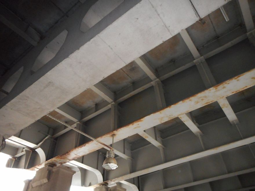 I Made A Photo Session In A Very Strange Place - Emptiness And Loneliness