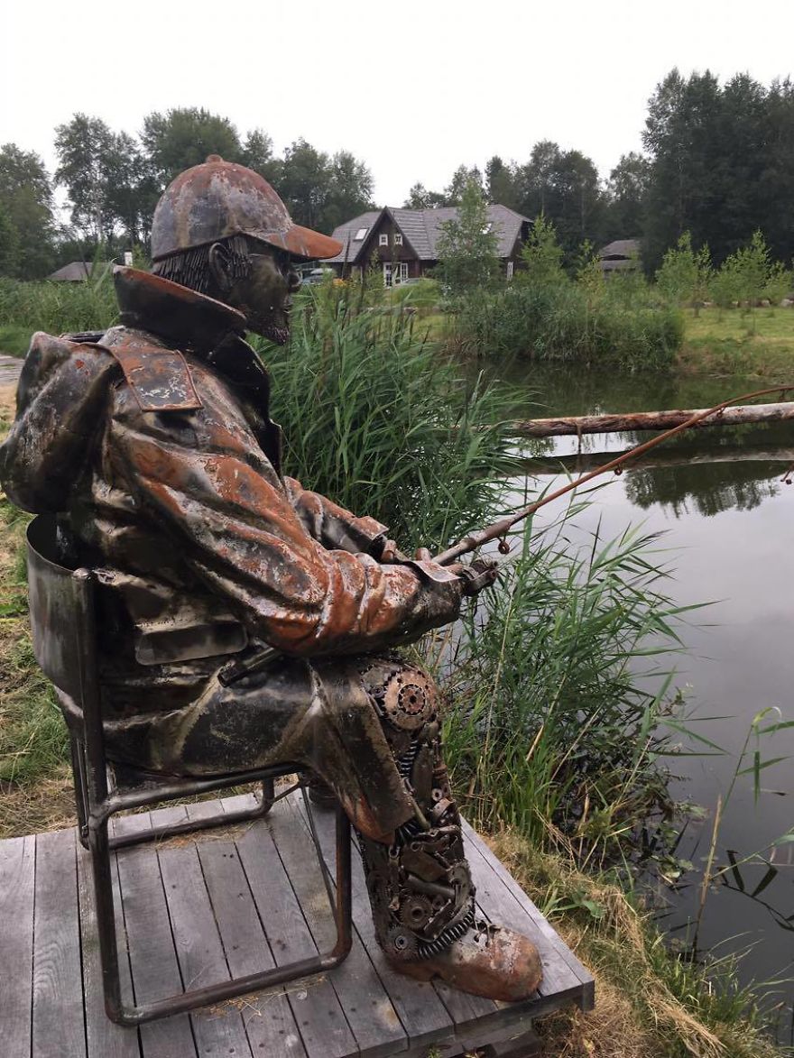 Iron World - I Visited Very Strange, Mysterious And Depressing Place.