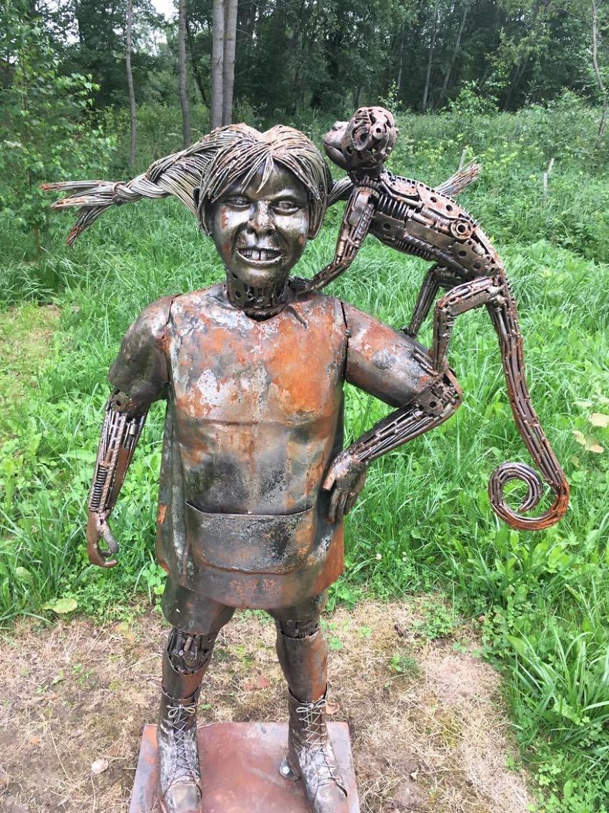 Iron World - I Visited Very Strange, Mysterious And Depressing Place.