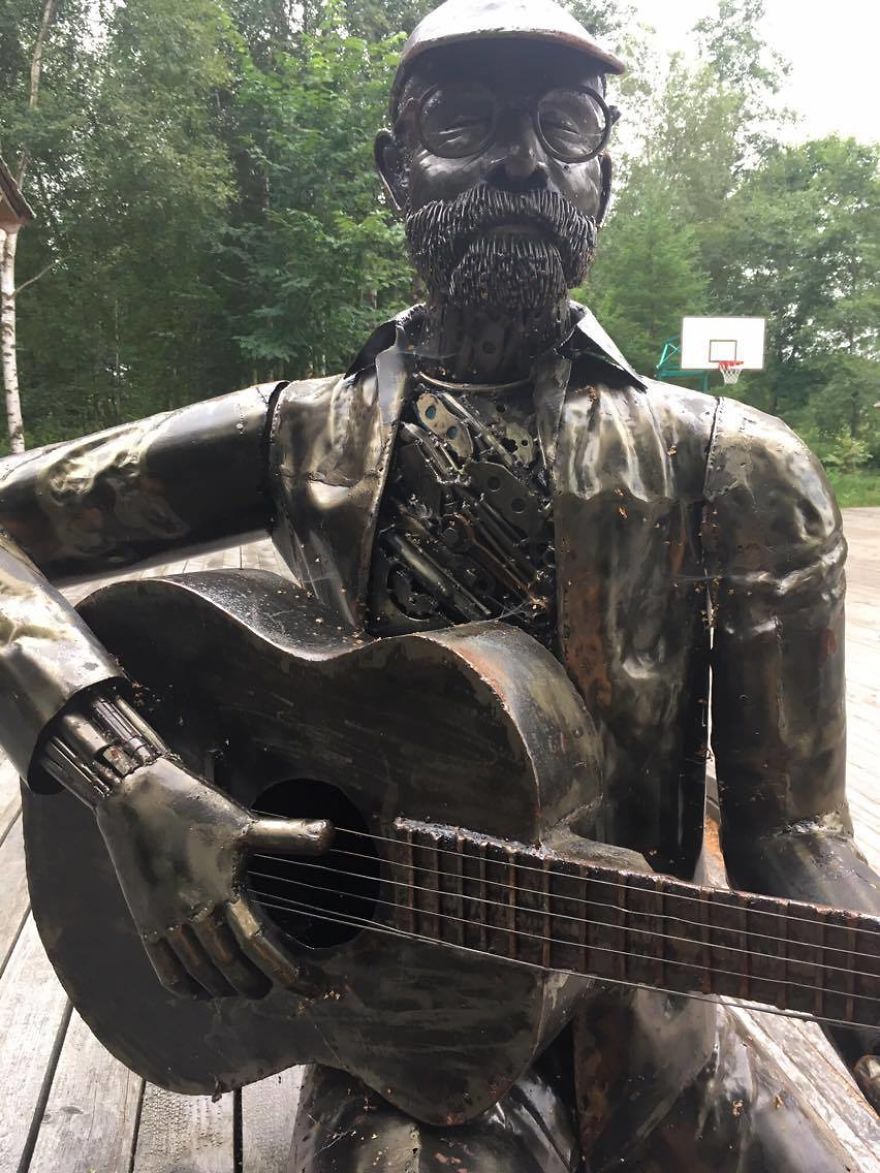 Iron World - I Visited Very Strange, Mysterious And Depressing Place.