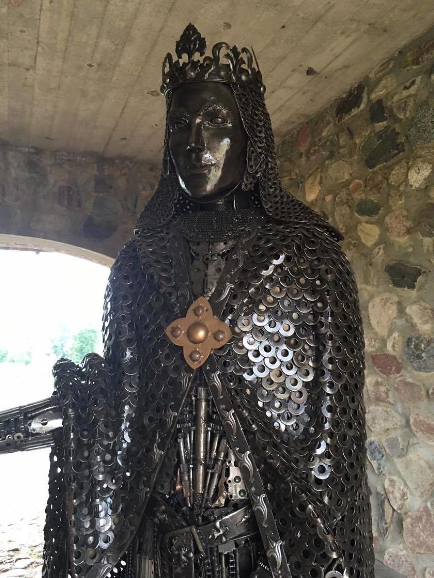 Iron World - I Visited Very Strange, Mysterious And Depressing Place.