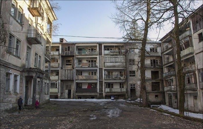 Shocking Photo Session - Forgotten Russian City