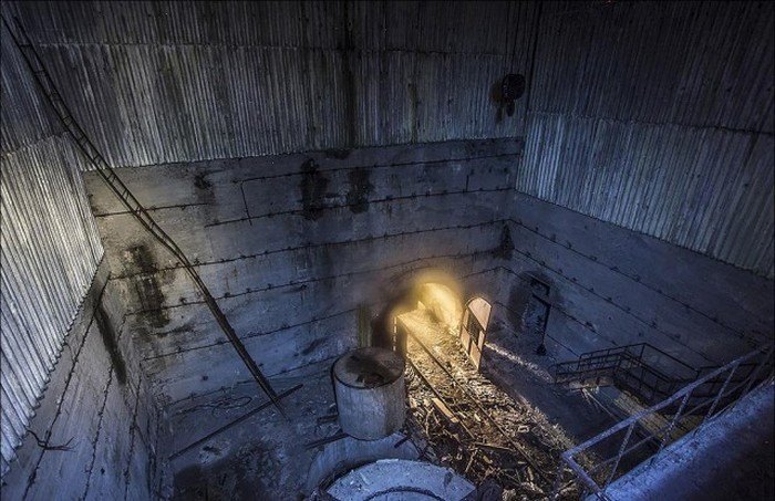 Shocking Photo Session - Forgotten Russian City