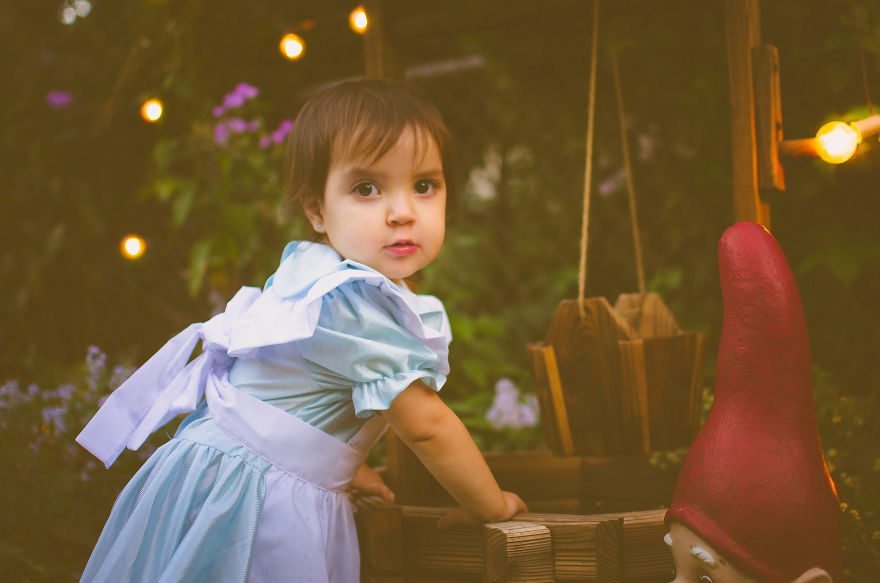 Toddlers' Birthday Photoshoot Alice In Wonderland Style Toddlers' Birthday Photoshoot Alice In Wonderland Style