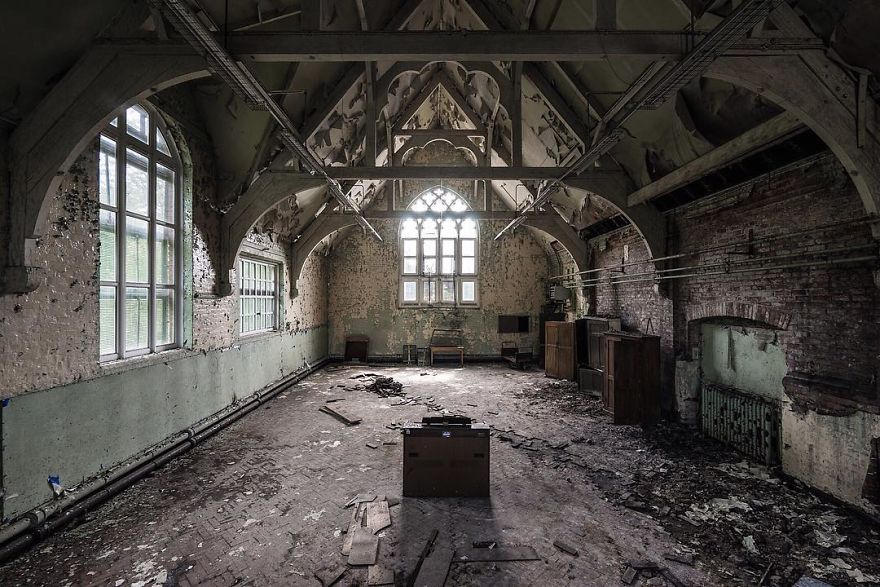 An Abandoned Britain