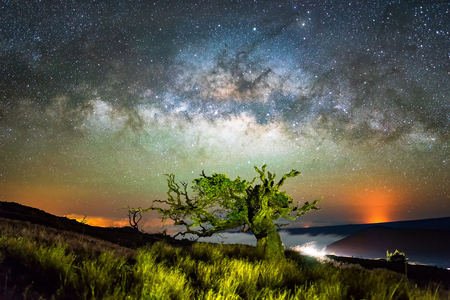 I Spent The Summer Photographing The Milky Way Galaxy In Hawaii