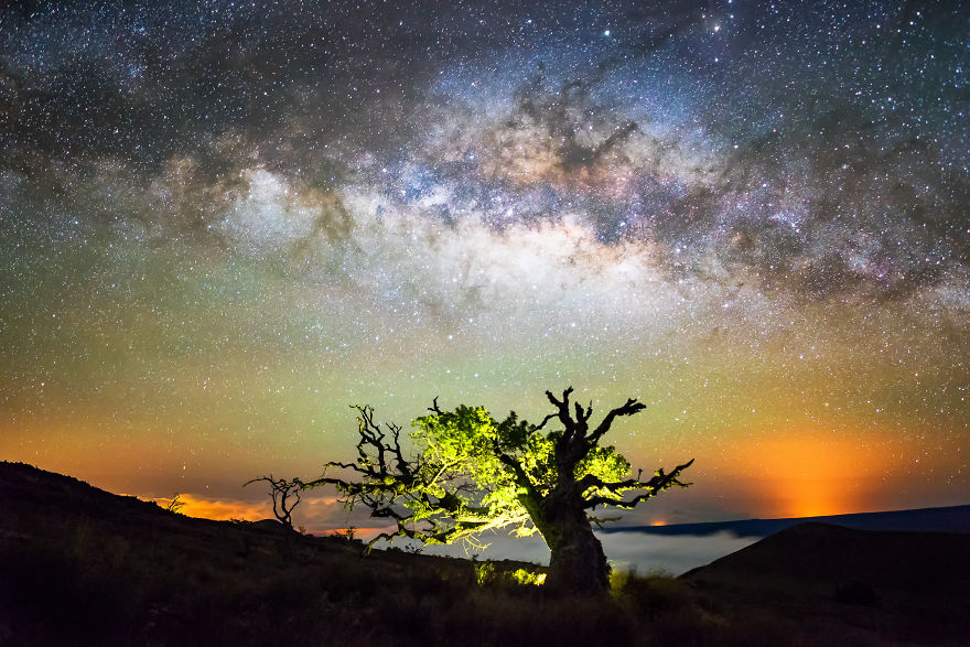 I Spent The Summer Photographing The Milky Way Galaxy In Hawaii