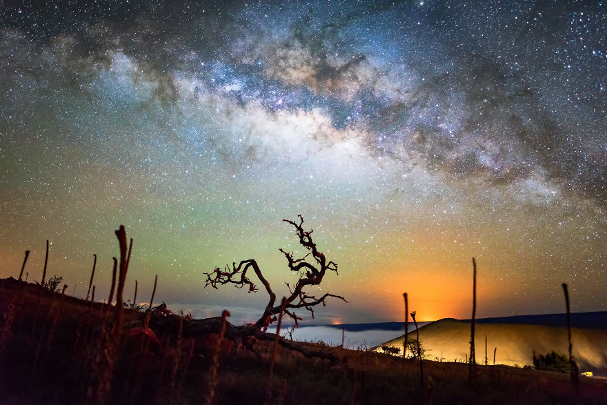 I Spent The Summer Photographing The Milky Way Galaxy In Hawaii
