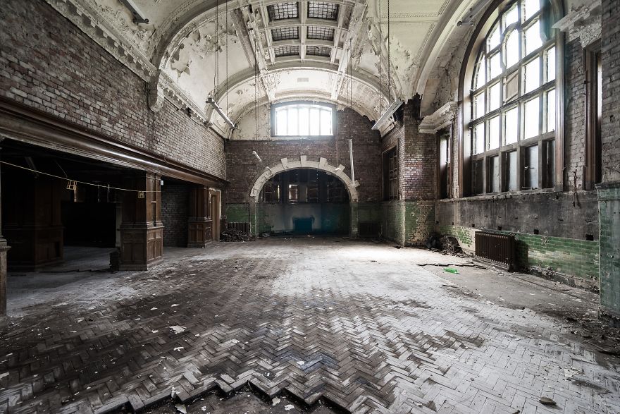 An Abandoned Britain